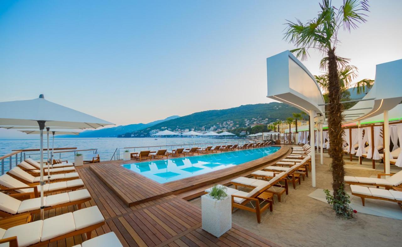 Deluxe Apartment Dora With A Private Parking, Terrace And See View Rijeka Ngoại thất bức ảnh